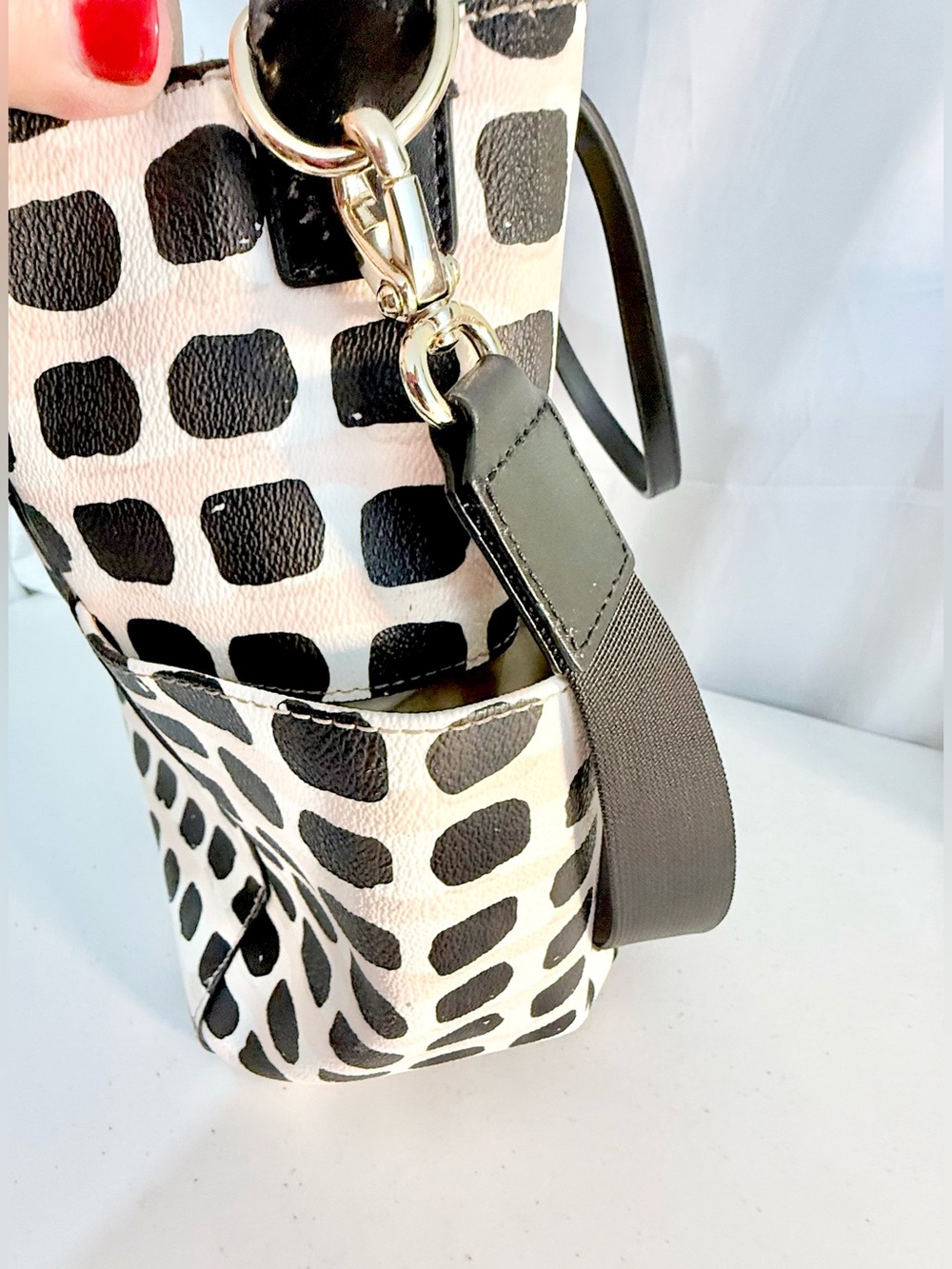 Kate Spade Grove Street Kaylie Polka Dot Baby Diaper Bag 21” x 13" x 5.5" - Picture 11 of 16